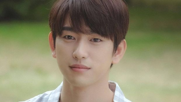 Park Jinyoung GOT7 di Drama Korea When My Love Blooms