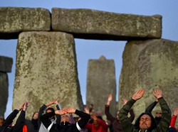 Menyambut Titik Balik Matahari Musim Panas 2023 di Stonehenge, Apa Itu?