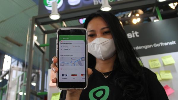 Praktisnya Pesan Tiket KRL lewat Aplikasi GoTransit