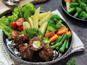 3 Resep Bola Daging Aneka Saus, Cocok Untuk Lauk Makan Siang Anak 3 Resep Bola Daging Aneka Saus, Cocok Untuk Lauk Makan Siang Anak