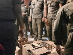 Operasi Pekat di Cileungsi-Cikaret Bogor, Satpol PP Sita 387 Botol Miras