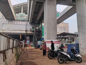 Mengintip Proyek Stasiun LRT Cawang, Sudah Mau Kelar?