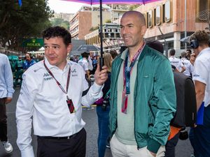 PSG Tidak Pernah Dekati Zidane