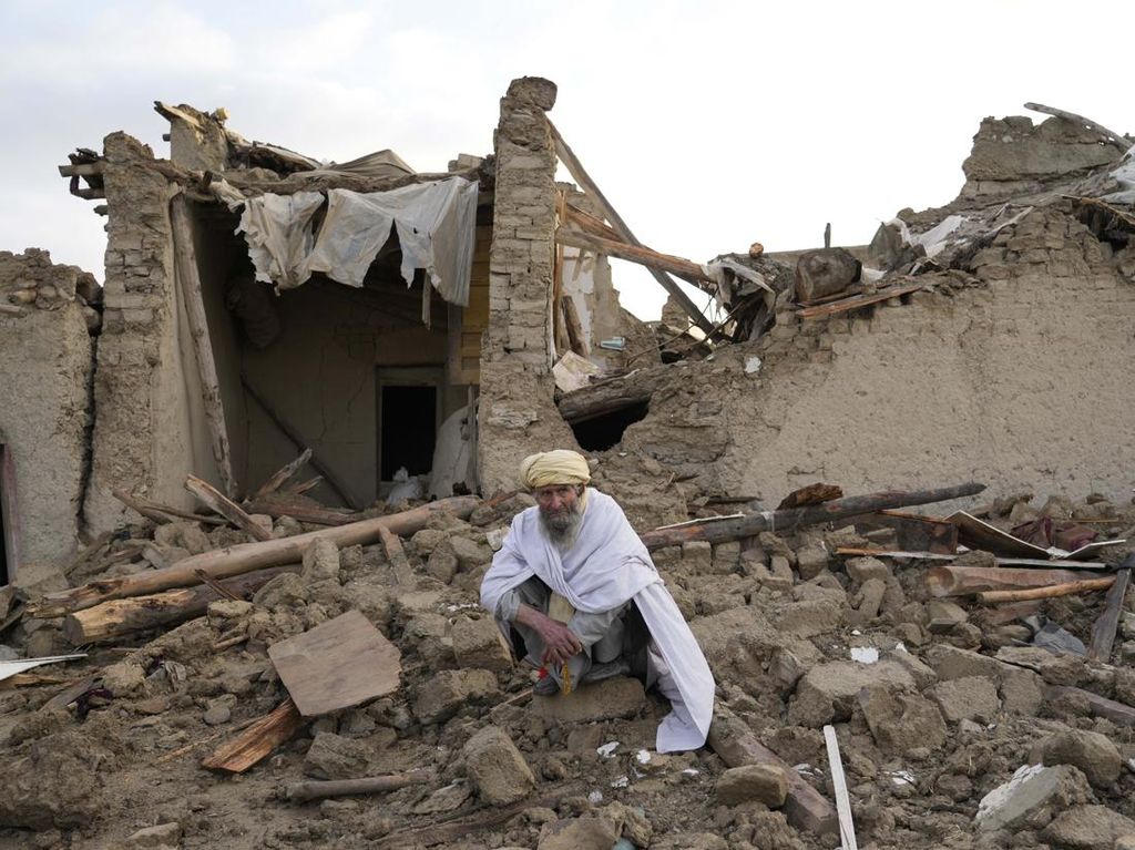 Gempa Dahsyat Afghanistan Bikin Taliban Minta Uluran Tangan