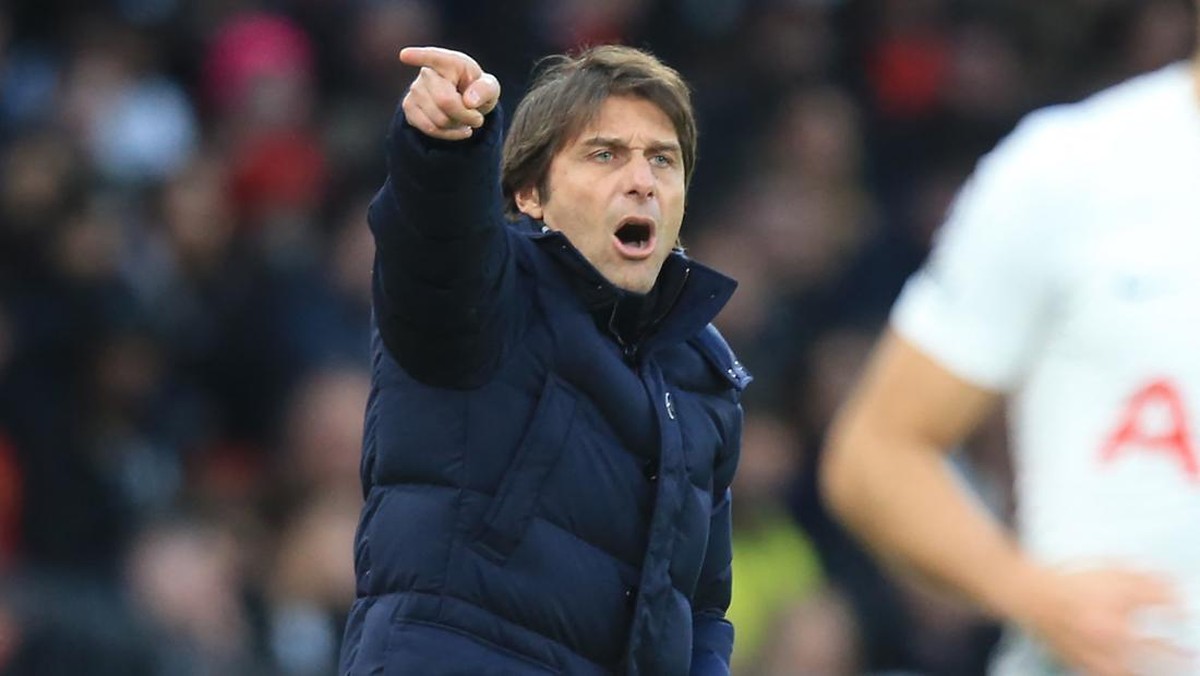 Antonio Conte sudah betah di Tottenham Hotspur. (Foto: AFP via Getty Images/LINDSEY PARNABY)