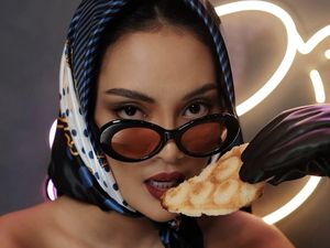 Erika Carlina Hamil 9 Bulan, DJ Panda Dicancel dari Line Up