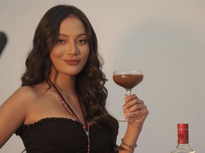 7 Potret Erica Carlina, Quenn of Party yang Habiskan Puluhan Juta Semalam di Kelab