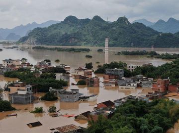 Foto Udara Banjir Besar yang Menerjang China