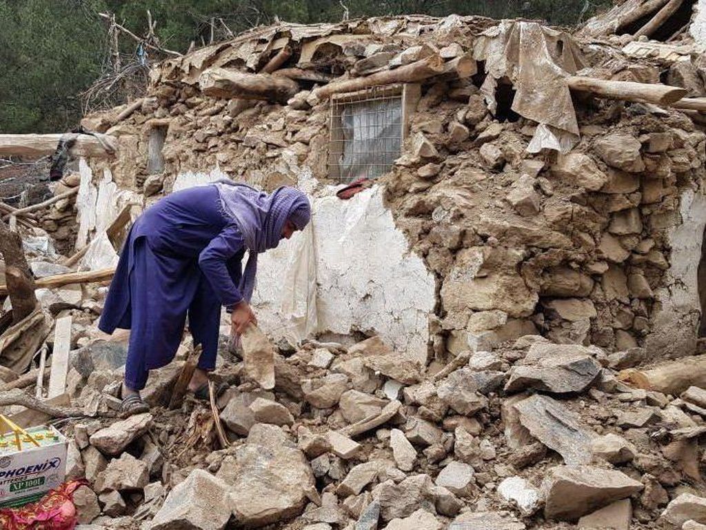 Gempa Afghanistan Tewaskan 1.000 Orang, Taliban: Banyak Korban Tertimpa Rumah