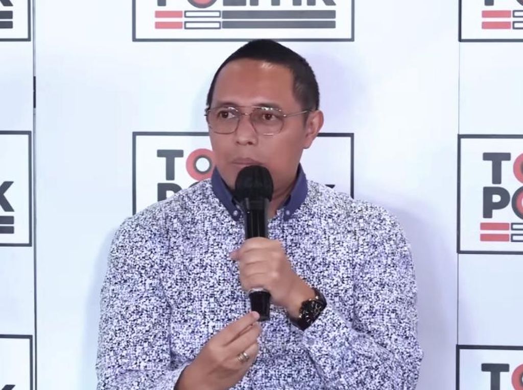 Hasan Nasbi Ungkap Pendukung Anies Ladeni Taruhan Alphard soal Tiket Capres