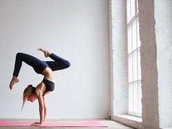 21 Juni Hari Yoga Internasional, Kenali Manfaat Yoga untuk Kesehatan