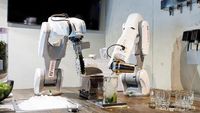Gokil, Robot Ini Jago Bikin Koktail