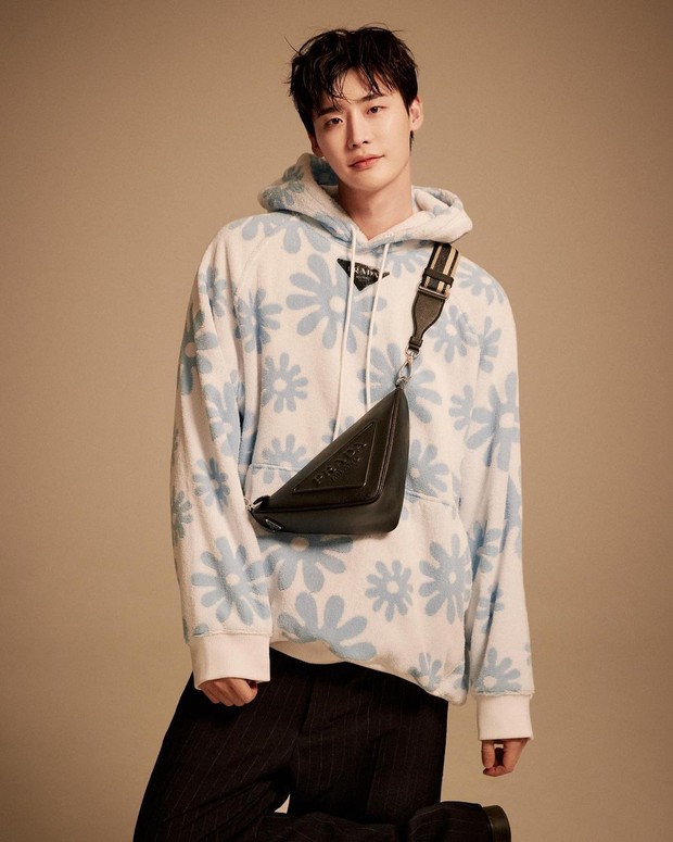 Lee Jong Suk/ Foto : instagram.com/jongsuk0206 Lee Jong Suk/ Foto : instagram.com/jongsuk0206