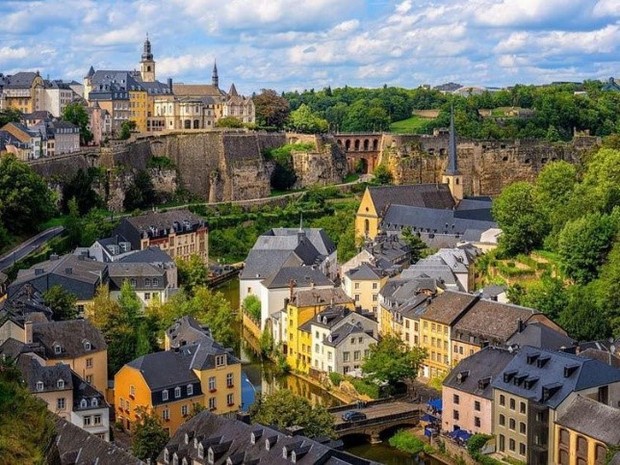 Luxembourg is the country with the cleanest air