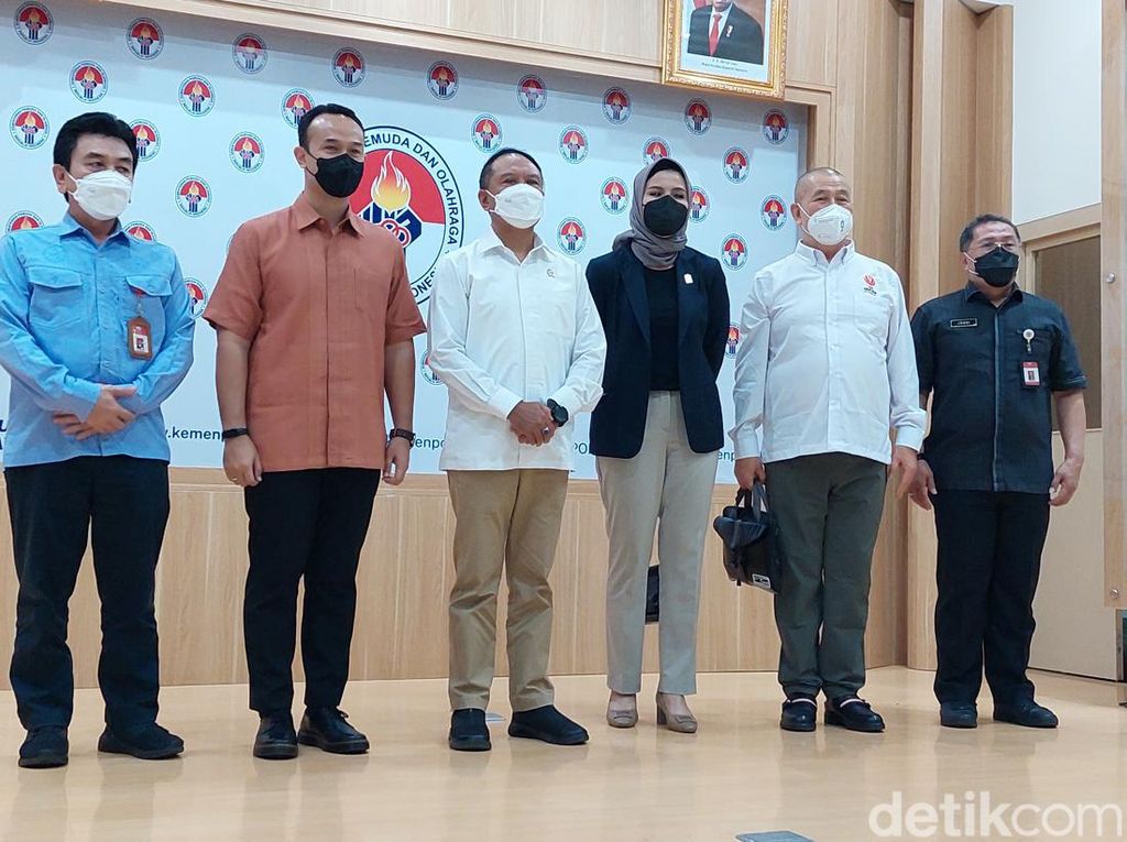 Menpora: Timnas Basket Harus Lolos FIBA World Cup Menpora: Timnas Basket Harus Lolos FIBA World Cup