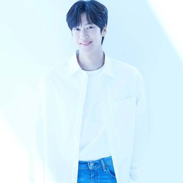 Na In Woo/ Foto : instagram.com/10042n00 Na In Woo/ Foto : instagram.com/10042n00