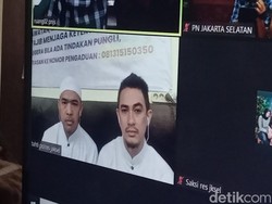 Putra Siregar Minta Keluarga Pantau Sidang Secara Daring