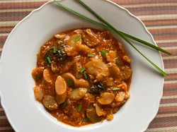 Gegara Minta Traktir Seblak dan Thai Tea ke Pacar, Wanita Ini Kena Hujat