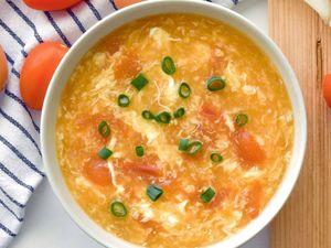 3 Resep Sup Telur yang Lenmbut Creamy Untuk Makan Malam 3 Resep Sup Telur yang Lenmbut Creamy Untuk Makan Malam