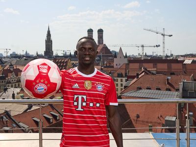 Galeri Foto Sadio Mane Berseragam Bayern Munich
