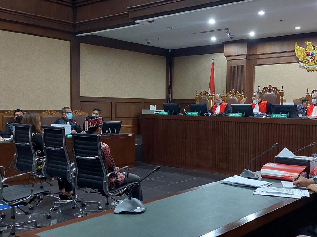 Saksi soal Ucapan Edy Mulyadi Jin Buang Anak: Kami Merasa Terhina!