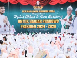 Ulama dan Emak-emak di Sumut Gelar Dzikir Akbar untuk Ganjar Pranowo