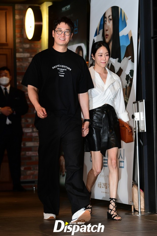 Yoo Ji Tae dan Kim Hyo Jin di premiere film 'Decision to Leave'
