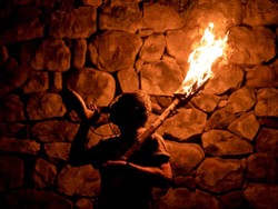 Manusia Purba Ini Diduga Perintis Teknologi Pembuat Api