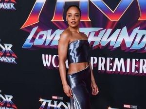 Tessa Thompson Sang King Valkyrie yang Makin Menawan Hati!
