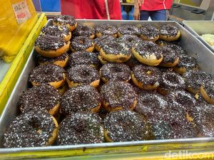 7 Jajanan yang Wajib Dicicipi di PRJ, Ada American Donat dan Baby Crab 7 Jajanan yang Wajib Dicicipi di PRJ, Ada American Donat dan Baby Crab