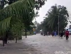 5 Dusun di Majene Terendam Banjir, Jalan Tertimbun Longsor