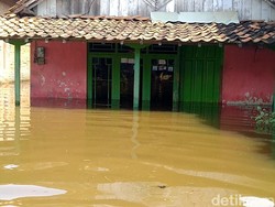 Rob Jebol Tanggul Sungai Weduri Pekalongan, 3 Desa Terendam-Warga Ngungsi