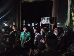 GP Ansor DKI Segel 3 Outlet Holywings, Minta Penutupan Permanen