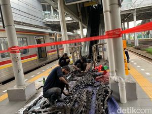 1 Eskalator Stasiun Cakung Jaktim Masih Diperbaiki, 1 Lift Mati Lagi 1 Eskalator Stasiun Cakung Jaktim Masih Diperbaiki, 1 Lift Mati Lagi