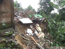 Sekolah Roboh Kena Longsor, Disdik Trenggalek Siapkan Tempat Relokasi