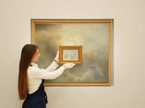 Lukisan Bergambar Awan Ini Dilelang Rp 145 M, Minat Beli?