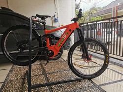 Pandemi Buat Warga Bekasi Ini Nekat Modifikasi Sepeda Jadi Punya Motor