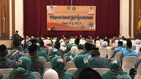 Momen Walkot Sukabumi Antar 125 Calhaj