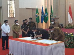 Kejati-Pemprov Banten Teken Pakta Integritas Bangun Sistem Pencegahan Korupsi