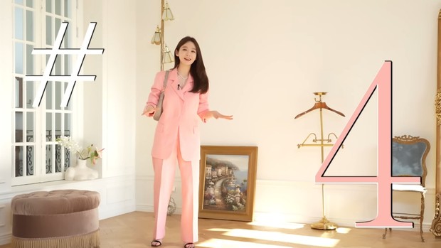 Potret outfit California Style ala Kang Min Kyung/ Foto: youtube.com/iammingki Potret outfit California Style ala Kang Min Kyung