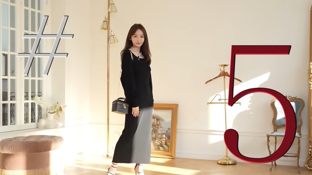 Potret outfit mature style ala Kang Min Kyung/ Foto: youtube.com/iammingki Potret outfit mature style ala Kang Min Kyung