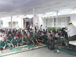 Kenang Sosok Mbah Moen, Kader PPP Gelar Tahlilan & Doa Bersama