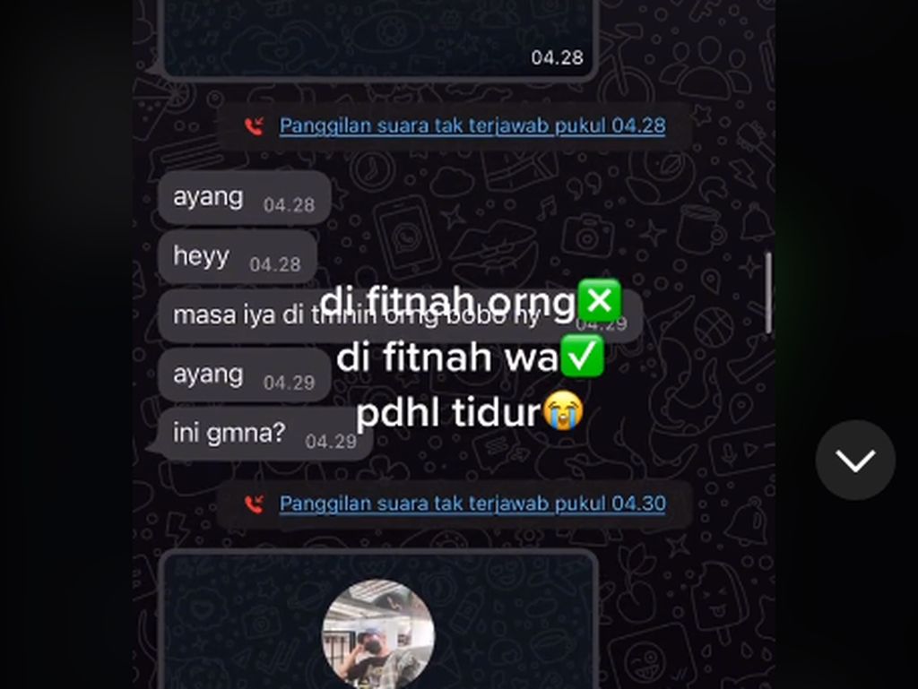 Viral di TikTok, Dikira Selingkuh karena WhatsApp Error Viral di TikTok, Dikira Selingkuh karena WhatsApp Error