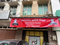 Mpok Atun Si Doel Anak Sekolahan Buka Warung Makan di BSD