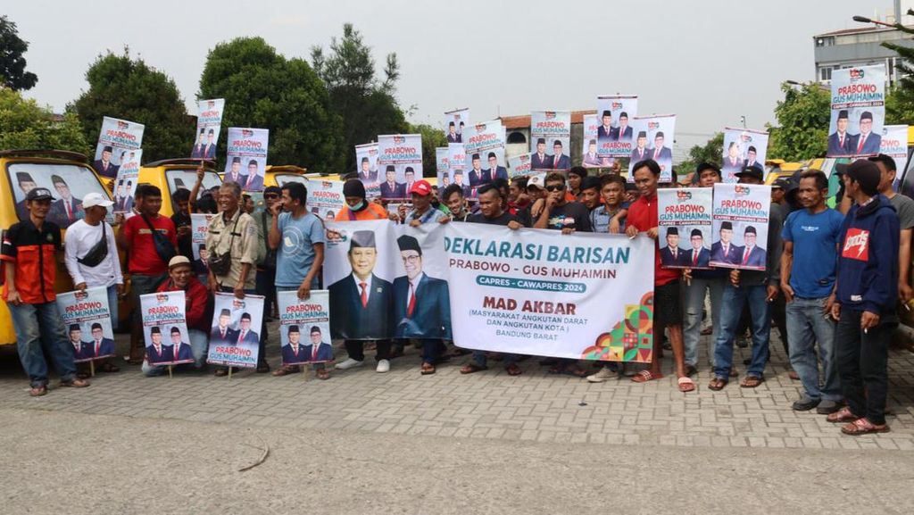 Giliran Komunitas Sopir di Bandung Dukung Prabowo-Cak Imin Giliran Komunitas Sopir di Bandung Dukung Prabowo-Cak Imin