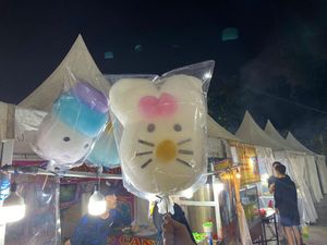 Lucu! Di PRJ Bisa Jajan Gulali Kapas Bentuk Beruang hingga Keropi