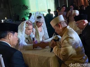 Sah! Ikmal Tobing Resmi Menikah Sah! Ikmal Tobing Resmi Menikah