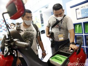 Nmax Listrik KW Meluncur di PEVS 2022, Ini Dia Rakata NX3 Nmax Listrik KW Meluncur di PEVS 2022, Ini Dia Rakata NX3