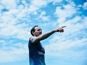 Senangnya Marc Klok Bantu Persib Menang Lawan PSIS Senangnya Marc Klok Bantu Persib Menang Lawan PSIS
