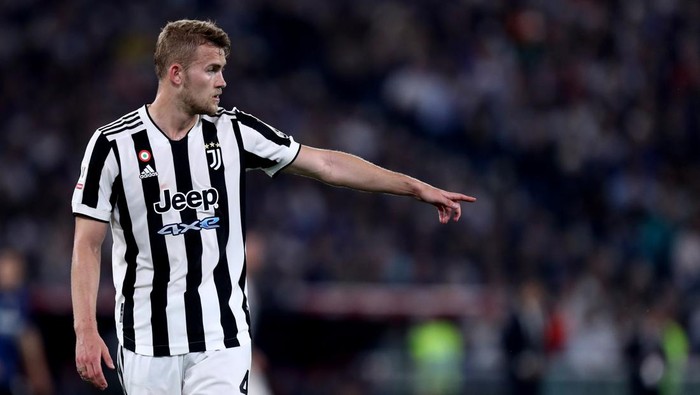 STADIO OLIMPICO, ROME, ITALY - 2022/05/11: Matthijs de Ligt of Juventus Fc  gestures during the Coppa Italia final match between Juventus Fc and Fc Internazionale. Fc Internazionale wins 4-2 over Juventus Fc. (Photo by Marco Canoniero/LightRocket via Getty Images)